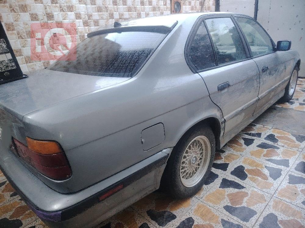 بي ام دبليو الفئة 5